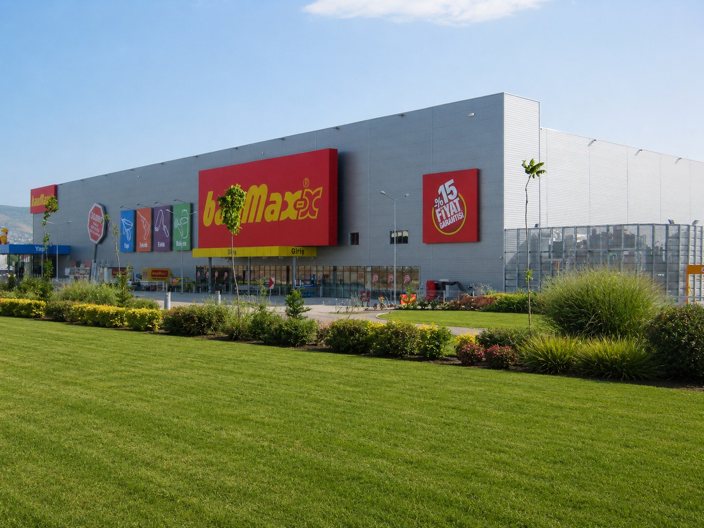 İzmir Baumax Yapı Marketi